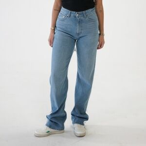 Djerf Avenue Straight Jeans Mid Blue